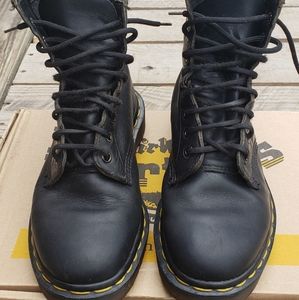 Doc Martens Vintage black boots